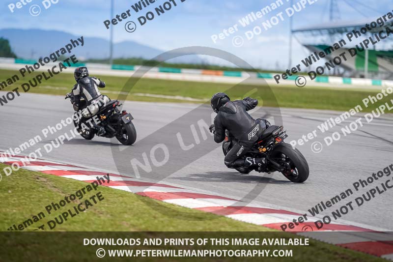 Sepang;event digital images;motorbikes;no limits;peter wileman photography;trackday;trackday digital images